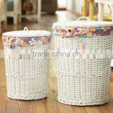 Large Wicker storage laundry basket