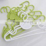 Plastic Small PP Material Hangers thumbnail-3