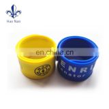Custom cheap 23(length) * 3(width) silicone rubber snap bracelets