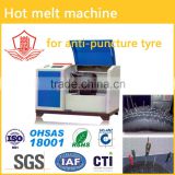 Hot melt glue machine for anti-puncture tyre
