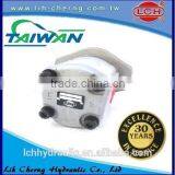 Tractor Harvestor Gear Pump thumbnail-2