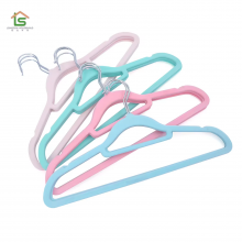 Non Slip High Quality Kids Velvet Plastic Clothes Hangers Metal Hook Multicolour Flocked Suit Coat Clothes Velvet Hangers thumbnail-2