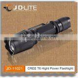 High Power T6 800LM Led Rechargeable Torch Light With Clip and Zoom Focus Function