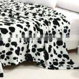 Walmart in Cooperation Good Quality Bed Blanket China Wholesale Spotty Flannel Fleece Blanket thumbnail-2