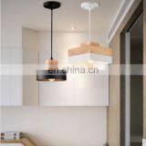 Европейский люстра для гостиной с витиражными деревянными отсеками. Подвесной потолочный светильник