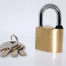 Factory direct sale cheap good quality safety anti theft 50mm brass padlock with computer key