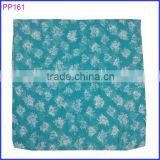 Very Beautiful Flower Design Scarf