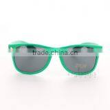 Custom Logo Sunglasses thumbnail-4