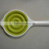 silicone colander