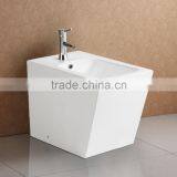 White Glazed Ceramic Healthy Bidet thumbnail-4