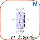 Uchen US NEMA 5-20 TR Receptacle /socket