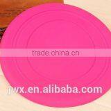 Frisbee Games to Play Outside With Your Pets thumbnail-5