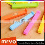 Portable Plastic Bag Neck Sealer Closure Clip Bag Storage Clip thumbnail-3