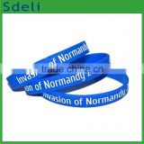 hottest cheap sports silicone printing wristband with navy blue