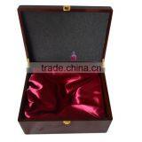 Fancy Red Lacquer Wooden Headphone Case