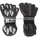 Non-Slip Five Toe Sport Socks thumbnail-2