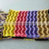 Mixed color knit scarf