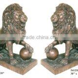 Bronze/brass Western Style Lion Statue thumbnail-2