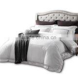 China Supplier Dubai 4 Stars Hotel Egyptian Cotton Bed Linen Embroidering Duvet Cover Set thumbnail-2
