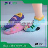 High Quality Colorful Embroidery Cute Short Warm Socks Tube thumbnail-1
