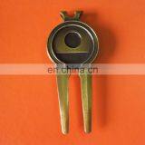 Antique Bronze Plated Free Mould Metal Golf Divot Tool for Promotion thumbnail-1