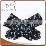 Cute Touch Screen Winter Gloves With Flowers Print