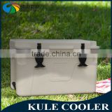 Rotomolded ice cooler box ice chest