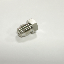 1/4in. Male NPT to 1/4in. Metal Face Seal High Purity UHP Fitting for Semiconductor Industry thumbnail-1
