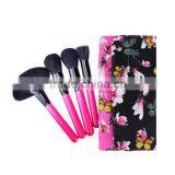 Professional 25 Piece Househair Makeup Brush Set thumbnail-4