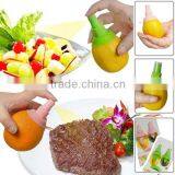 New Manual Lemon Citrus Spayer Novelty Lemon Squeeze Juice Sprayer Manual Citrus Juicer thumbnail-3