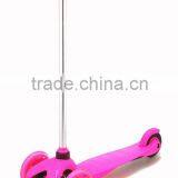 THREE WHEEL SCOOTER thumbnail-1