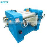Roller grinding machine for paint