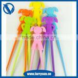 Wholesale Price Smile Girl & Smile Boy Silicone Chopsticks thumbnail-1