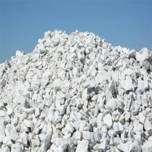 Low Iron Fe2O3 Low Carbon High CaO Quicklime Lumps for Steel Making thumbnail-2