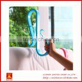 Extra Strong and Multipurposed S Shaped Quilt and Pillow Fixation Hanger Hook thumbnail-4
