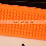 Custom Cheap Silicone Makeup Pouch With Zipper thumbnail-2