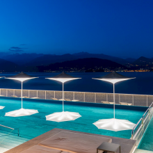 2025 New Style Sunshade Umbrella With LED Lighting, Arched Canopy, Suitable for Restaurants, Swimming Pools, and Courtyards thumbnail-2