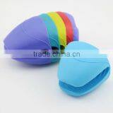 Food Grade Heat Resistant Silicone Oven Mitt thumbnail-1