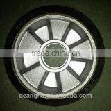 High Quality 2 Ton Hand Pallet Truck Rubber Wheel thumbnail-4