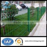 PVC Coated Welded Wire Mesh Fence Panels in 6 Gauge.