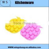 Pineapple Shape Silicone Ice Mould Mold Baking Pan Tray Ice Freeze Party Drink Mould Jelly Mold Cube Maker thumbnail-1
