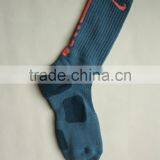 Wholesale High Quality Custom Dri Fit Elite Basketball Socks thumbnail-2