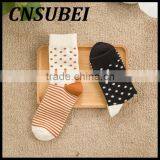 Customized Autumn Winter Mens Personality Warm Small Dot Mosaic Stripe High Tube Combed Cotton Tube Socks thumbnail-4