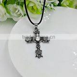 China Supplier New Products Men Necklace Cross Pendant Leather Chain Necklace thumbnail-3