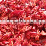 Dehydrated red bell pepper flakes