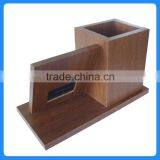High-grade Office Desktop Wooden Brush Pot Clock thumbnail-4