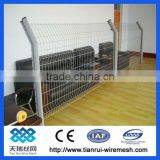 Double Loop Fence Netting in Dark Green