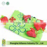 Cheap 190T Polyester Foldable Reusable Shape Strawberry Foldable Bag thumbnail-5