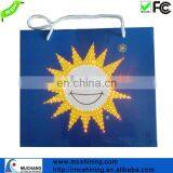 Lighting Up Vest Usages Free Pattern Hand Bags in a Shiny Way thumbnail-4