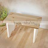 Классический цельностенный деревянный стул